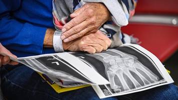 notaufnahme im glätte-stress: wenn der ausnahmezustand alltag wird