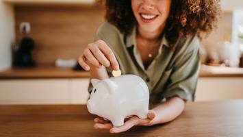 tagesgeld oder festgeld: was ist besser? expertin teilt beste strategie