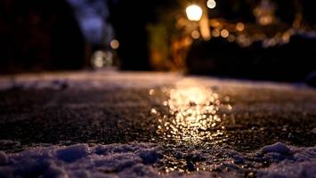 Eis und Schnee sind der neue BER