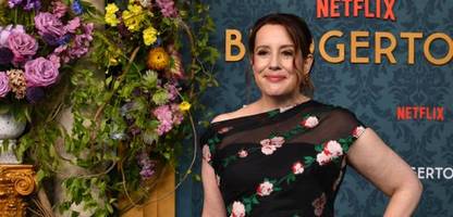 bridgerton: autorin julia quinn findet politisches engagement wichtiger als bücher schreiben