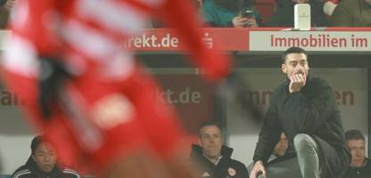 Fußball-Bundesliga: Eintracht Frankfurt spielt beim 1.FC Union Berlin 1:1