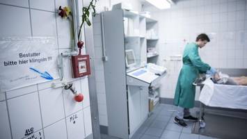 seit anfang dezember: drei hamburger seniorinnen sterben nach schockanrufen