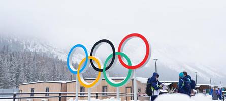 Brauchen Biathleten einen Waffenschein?