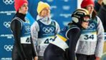 Olympische Winterspiele: Keine Medaille für deutsche Springerinnen - Stroem holt Gold