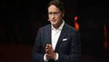 Wirtschaftlicher Niedergang: Mercedes-Chef warnt vor politischem Rechtsruck