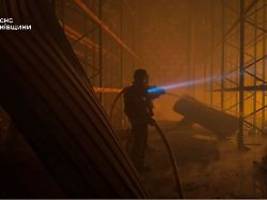 hunderttausende betroffen: massiver angriff führt zu landesweiten stromausfällen in ukraine