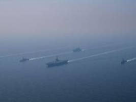 Nach Atom-Treffen mit dem Iran: US-Verhandler statten USS Lincoln Besuch ab