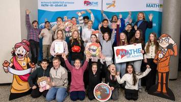 Berliner Schulklassen feiern Erfolge beim Mathe-Adventskalender 2025