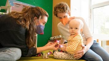 Erst ein Jahr und schon Krebs: So tapfer kämpft Soetje gegen einen Hirntumor