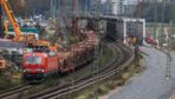 Bahn: Kein Zug über Wuppertal: Sperrung trifft Güterverkehr hart