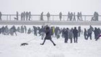 Deutschland-Wetter: Glättegefahr im Nordosten bleibt - Neblig-trüber Sonntag