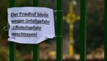 Flugverkehr: Glätte und Schnee sorgen weiter für Behinderungen