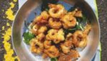 Frittierte Calamari mit Walnuss-Tarator: Olympische Ringe, aber zum Reinbeißen