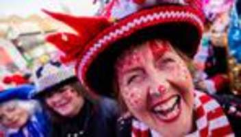 Narren als Wirtschaftsfaktor: Karneval bringt Milliarden – Köln bleibt Umsatzhochburg