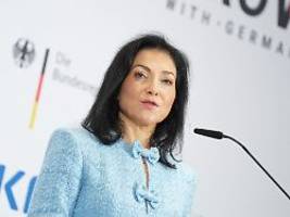 Netzpaket gegen Überkapazität: Reiche will Ausbau Erneuerbarer Energien neu regeln