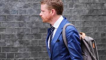 epstein-skandal setzt starmer unter druck – stabschef tritt zurück