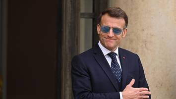 Gruß an Putin – so humorvoll kontert Frankreich Hass-Propaganda und Fake News