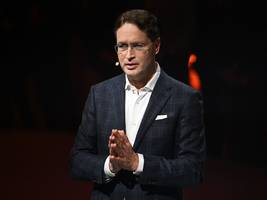 wirtschaftspolitik: mercedes-chef warnt vor rechtsruck