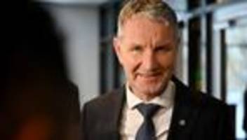 Schutz vor Ermittlungen: Nach Höcke-Rede: AfD stellt Strafanzeige gegen Polizei