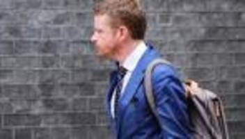 Skandal um Ex-Minister: Epstein-Affäre in London: Ein Rücktritt, aber keine Ruhe