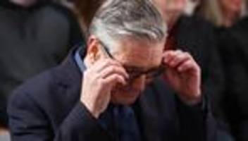 keir starmer: er hat größere probleme als epstein