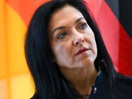 Bremse für Erneuerbare?: Grüne: Reiche will die Energiewende killen