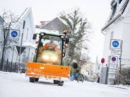 Schlitten, Ski, Streusalz: Schnee und Eis kurbeln Nachfrage beim Winter-Equipment an