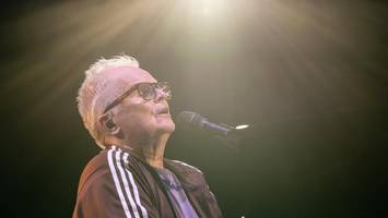 herbert grönemeyer macht die uber arena zum hexenkessel