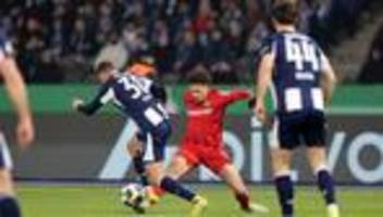 DFB-Pokal: Elfmeter-Krimi: Freiburg zerstört Herthas Finaltraum