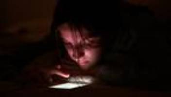 Social Media: Prien und Verbraucherschutz sprechen sich für Social-Media-Verbot aus