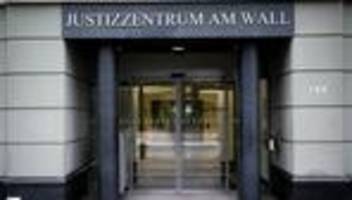 Vorwürfe gegen Anwalt: V-Mann-Affäre – Mitglied des Staatsgerichtshofs tritt zurück