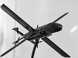 Auftrag über halbe Milliarde: Bericht: Bundeswehr schafft Kamikaze-Drohnen an