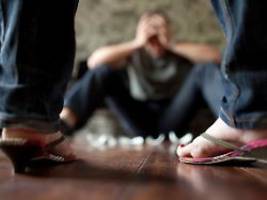 licht ins dunkelfeld: neue studie belegt ausmaß psychischer gewalt in partnerschaften