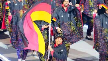 Zum Olympia-Outfit: „Wer hat sich das stilistisch bloß erdacht?“