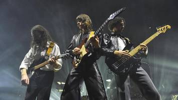 blossoms im gruenspan: ehemalige schülerband auf den spuren der beatles