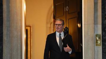 epstein-affäre: keir starmer lehnt rücktritt ab – und gibt sich kämpferisch