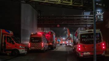 millionenschaden? feuer in kakaofabrik barry callebaut auf der veddel