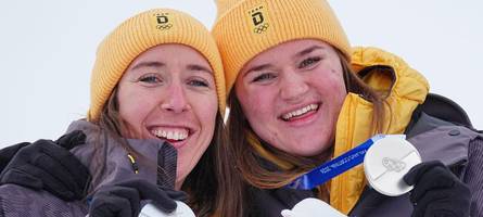 der silberhang von cortina: das neue wohnzimmer von emma aicher