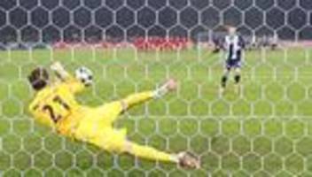 DFB-Pokal: Freiburg feiert Pokalheld Müller: Den Arsch gerettet