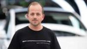 Eklat bei Betriebsratstreffen: Polizeieinsatz in Grünheide: Tesla gegen IG Metall