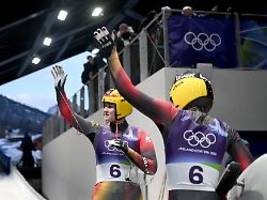 Eitberger/Matschina jubeln: Deutsche Rodel-Frauen holen Silber im Olympia-Krimi