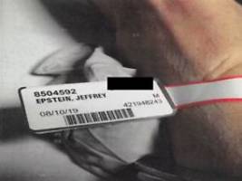 Kurz nach Tod des Straftäters: Gefängnis soll Presse mit Epstein-Attrappe getäuscht haben