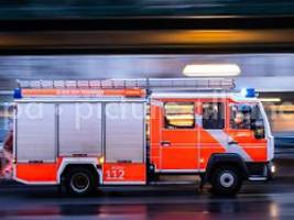 Wohnung lichterloh in Flammen: Drei Schwerverletzte bei Feuer in Berliner Hochhaus