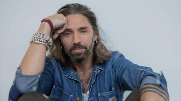 Gil Ofarim entschuldigt sich bei Hotelmitarbeiter Markus W.