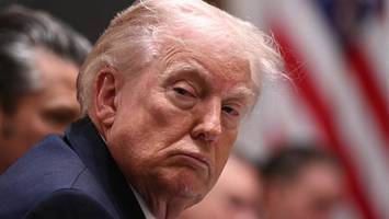 Iran: Trump erwägt die Entsendung einer zweiten Flugzeugträger-Flotte