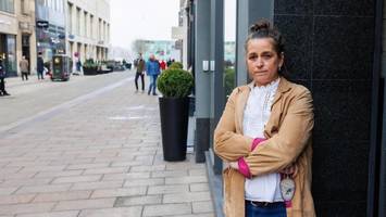 kunden bleiben weg: friseurin in city klagt über einbußen durch verkehrsprobleme