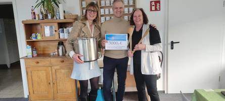 Rotary Fuggerstadt übergibt Spende an MutmacherMenschen