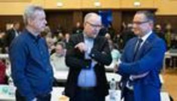 Bundesvorsitzender: AfD-Chef Chrupalla beschäftigt Ehefrau eines Parteikollegen