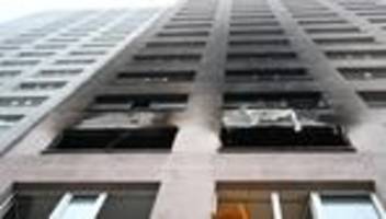 Großeinsatz der Feuerwehr: Säugling stirbt bei Brand in Berliner Hochhaus