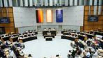 Parlament: Viele Vorschläge für besseren Winterdienst in Berlin